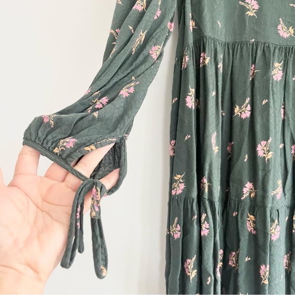 Urban Outfitters Babydoll Floral Scoop Neck Green Dress Extra Small Boho - Picture 4 of 8
